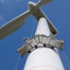 Plataforma en V de ángulo ajustable para mantenimiento de turbinas eólicas
